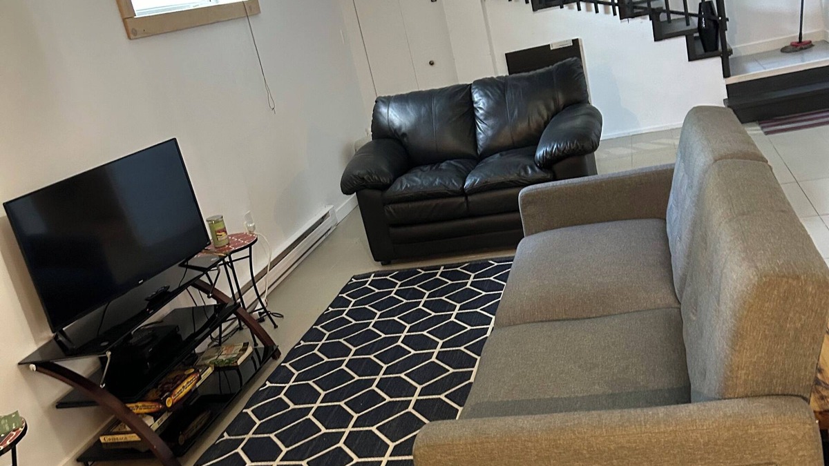Chateauguay Apartment | Wow! Condo With Charging Station! With Garden!