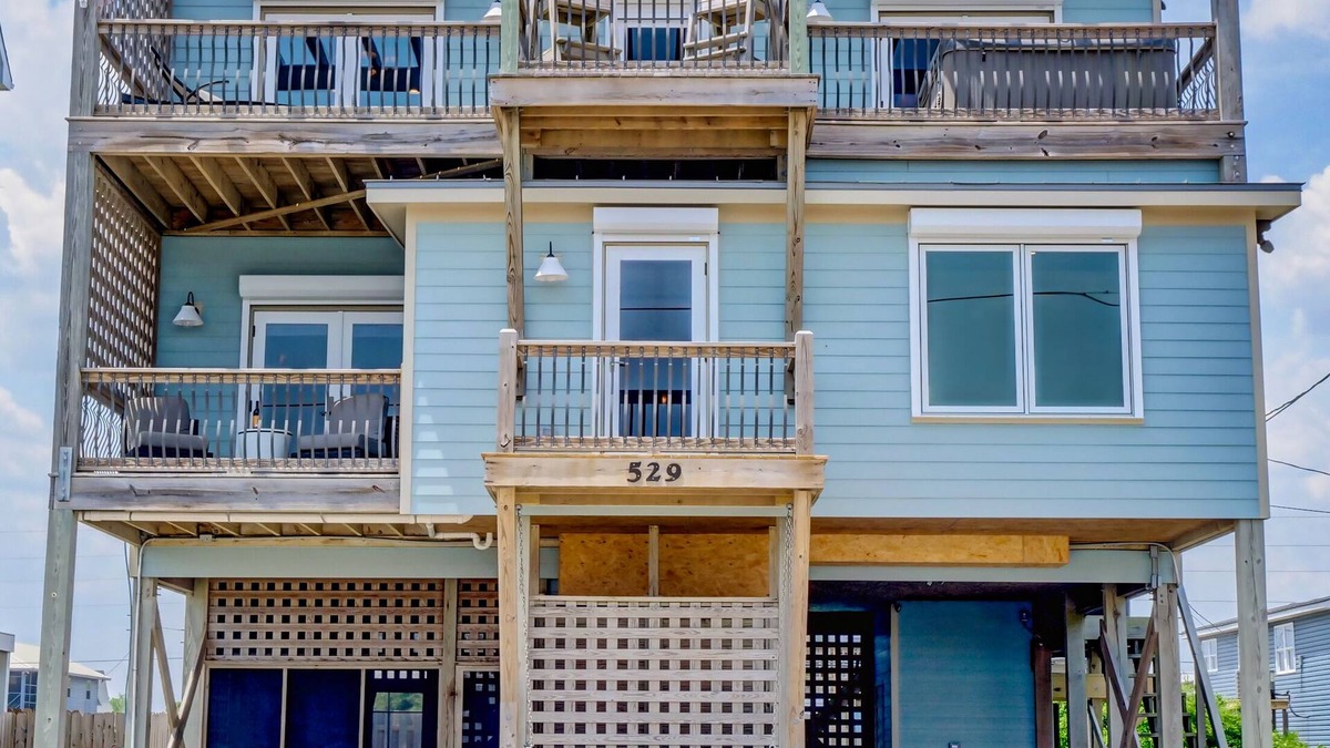 Ocean City Beach House | WOW! Luxurious Beach Home*Private Pool*Hot Tub*Free WiFi*