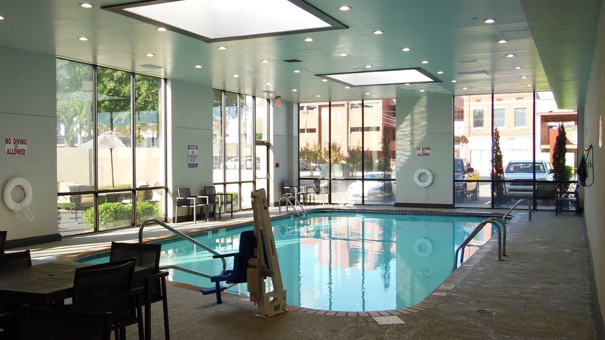 Fort Smith Hotel | Wyndham Fort Smith City Center