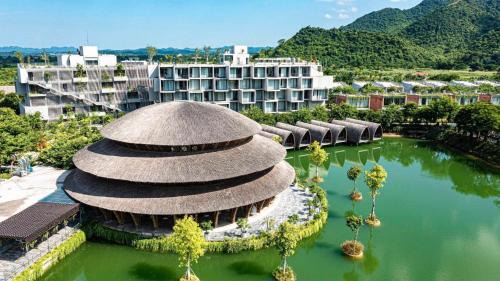 Nho Quan Resort | Wyndham Grand Ninh Binh Resort