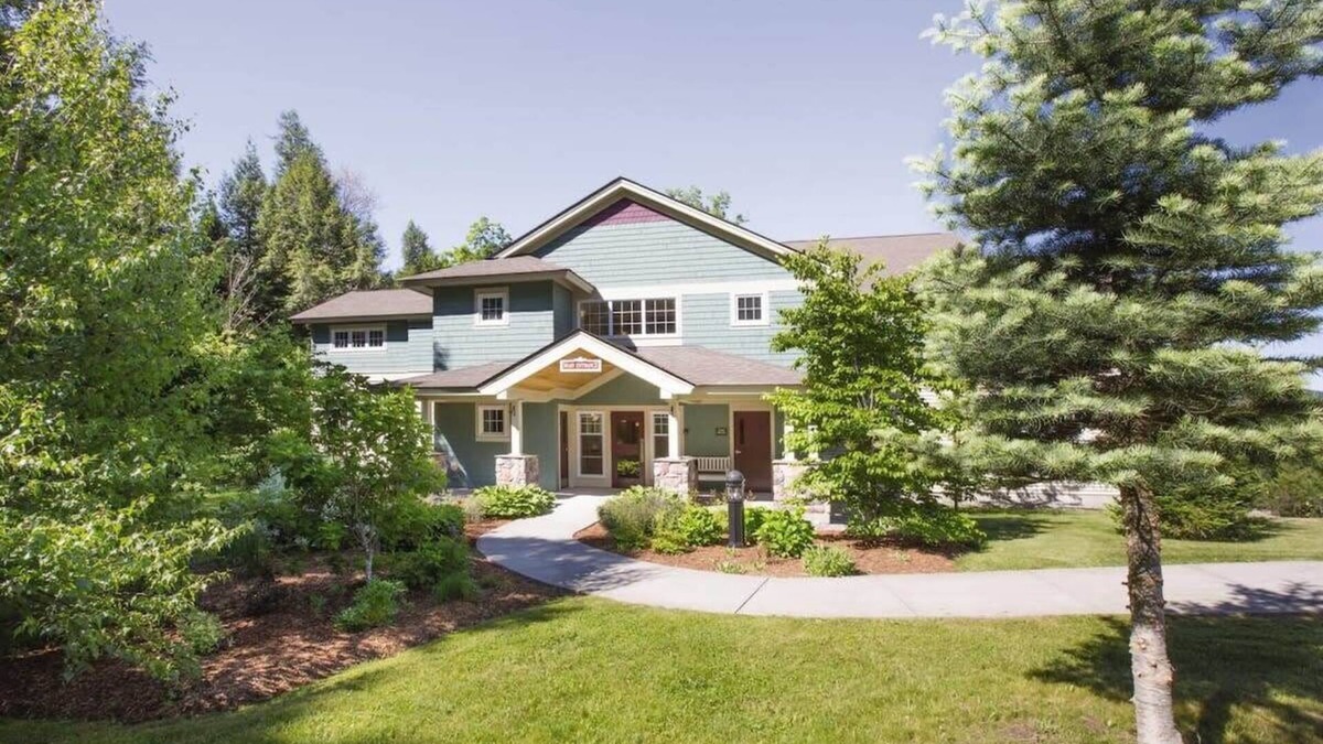 Jeffersonville Condo | Wyndham Smugglers' Notch | 2BR/2BA King Bed Suite