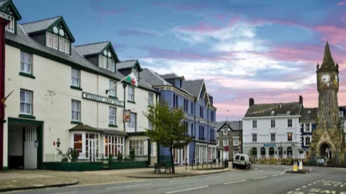 Machynlleth Hotel | Wynnstay Hotel