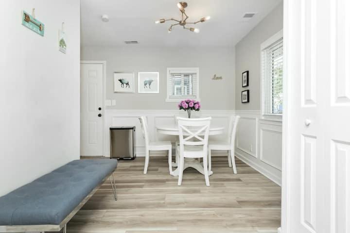 Harrison Township Bed & Breakfast | Wynnwood classic condo