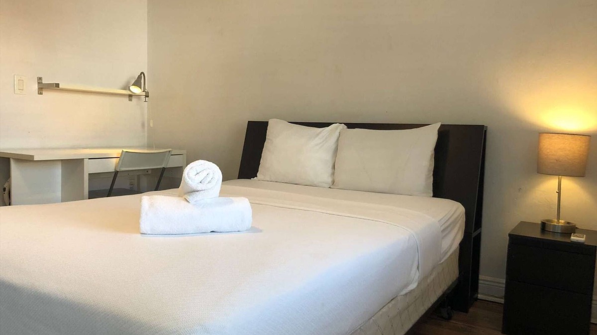 Wynwood Art District Condo | ✨Wynwood - Newest & Best Studio
