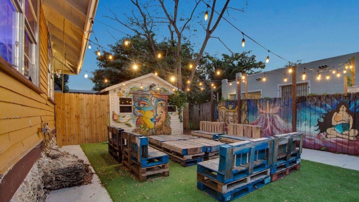 Seybold House | Wynwood Scale of Art House Walk to Everything