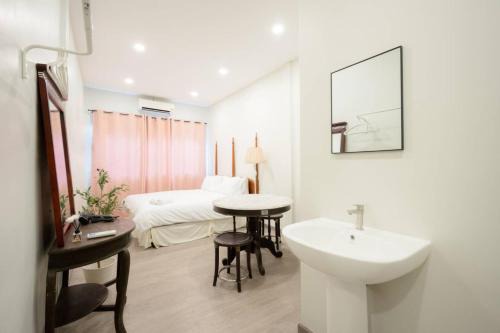 China Town Apartment | X Hidden Dragon ChinaTown MRT Wat Mangkon Station