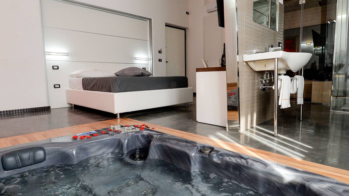Saviano House | X Hotel