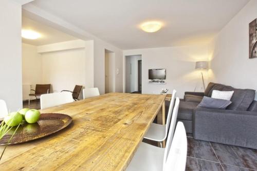 Neuastenberg House | XL Kristall Apartments