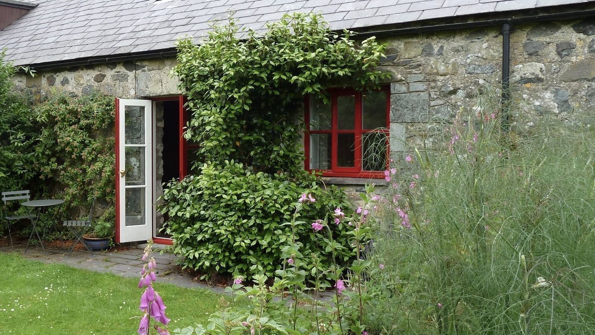 Rhyd-y-clafdy Cottage | Y Granor - sleeps 4 guests in 2 bedrooms