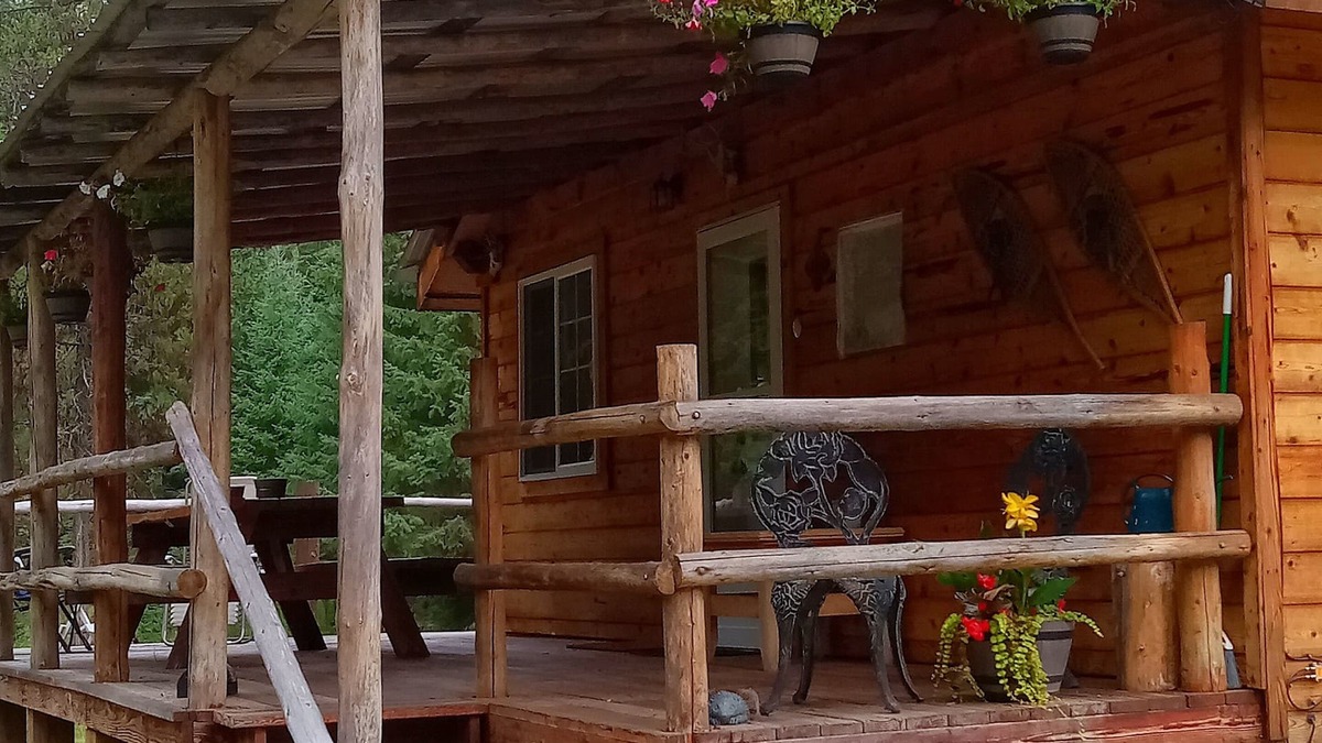 Troy Cabin | Yaak, Montana, Remote Northwest Rocky Mountain Cabin, 50 miles north of Troy, MT