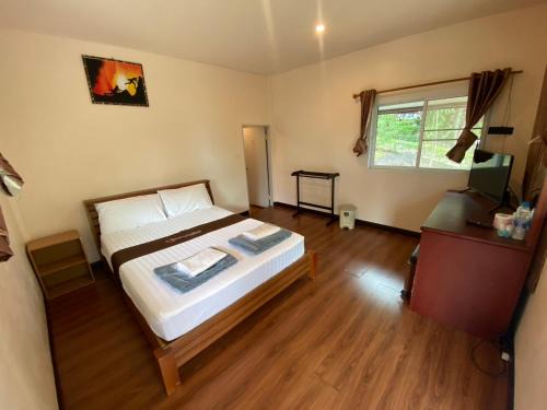 Sikhio Resort | YaithiengHill Resort ยายเที่ยงฮิลล์ รีสอร์ท