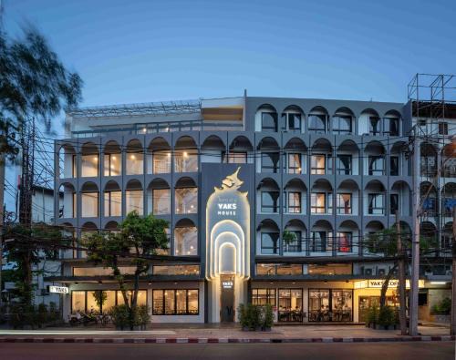 Arun Amarin Hostel | Yaks House Hostel