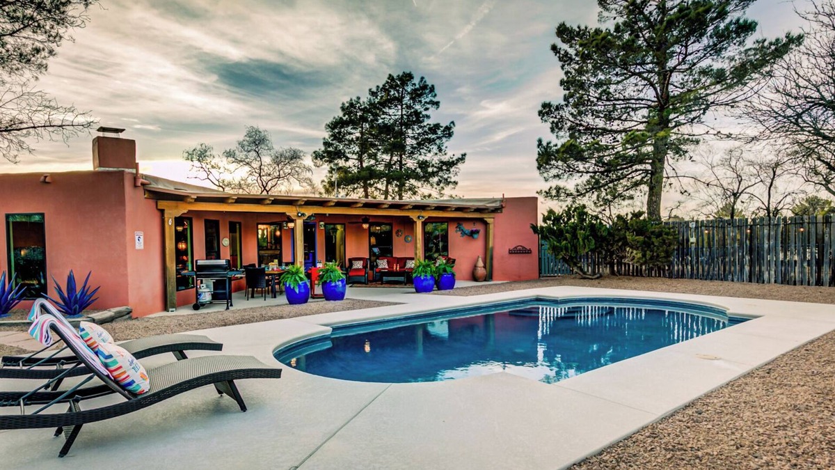 Mesilla Park House | Year Around Heated Pool, Mountain Views, Pets Ok