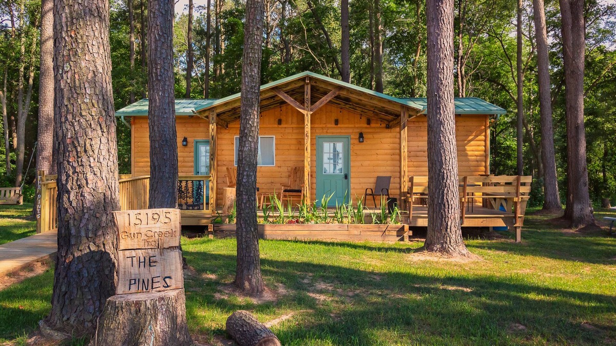 Whittington RV Rental | Year Round Cabin Living. Come Relax at The Pines