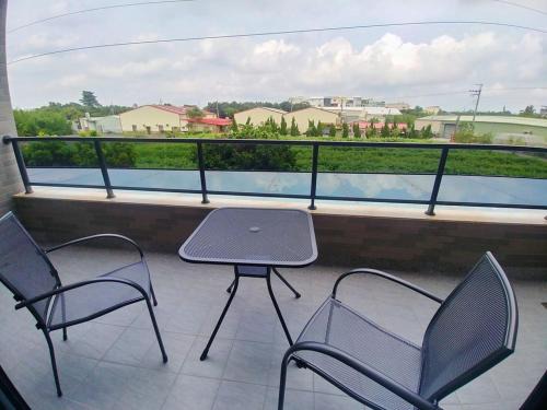 Guiren District House | Yellow Bell