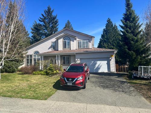 Campbell River House | Yellow Door Suite