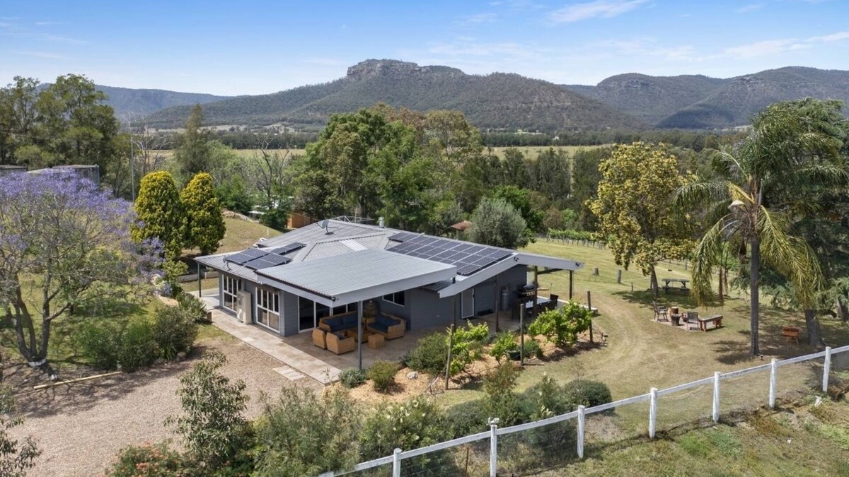 Broke House | Yellow Rock Cottage - Broke