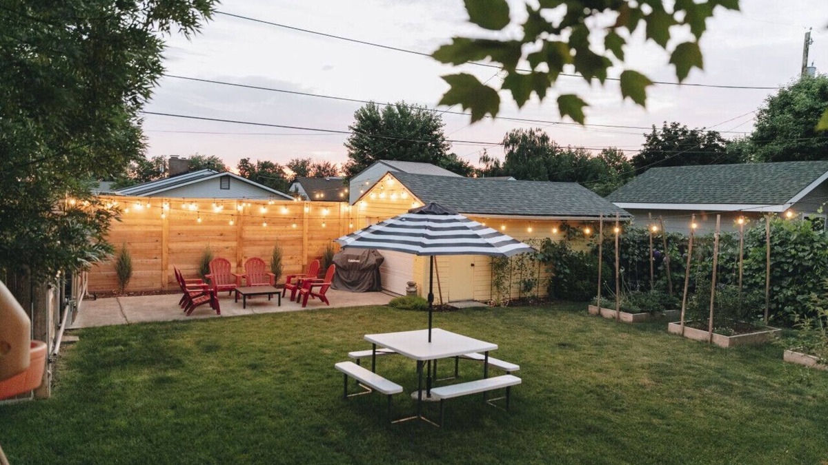 College Place House | Yellowbird Retreat of Walla Walla Valley