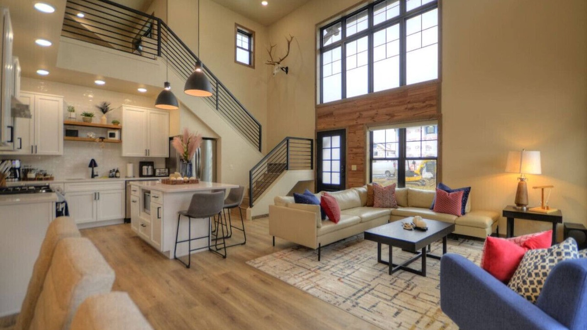 Red Lodge Apartment | Yellowstone Yonder Red Lodge