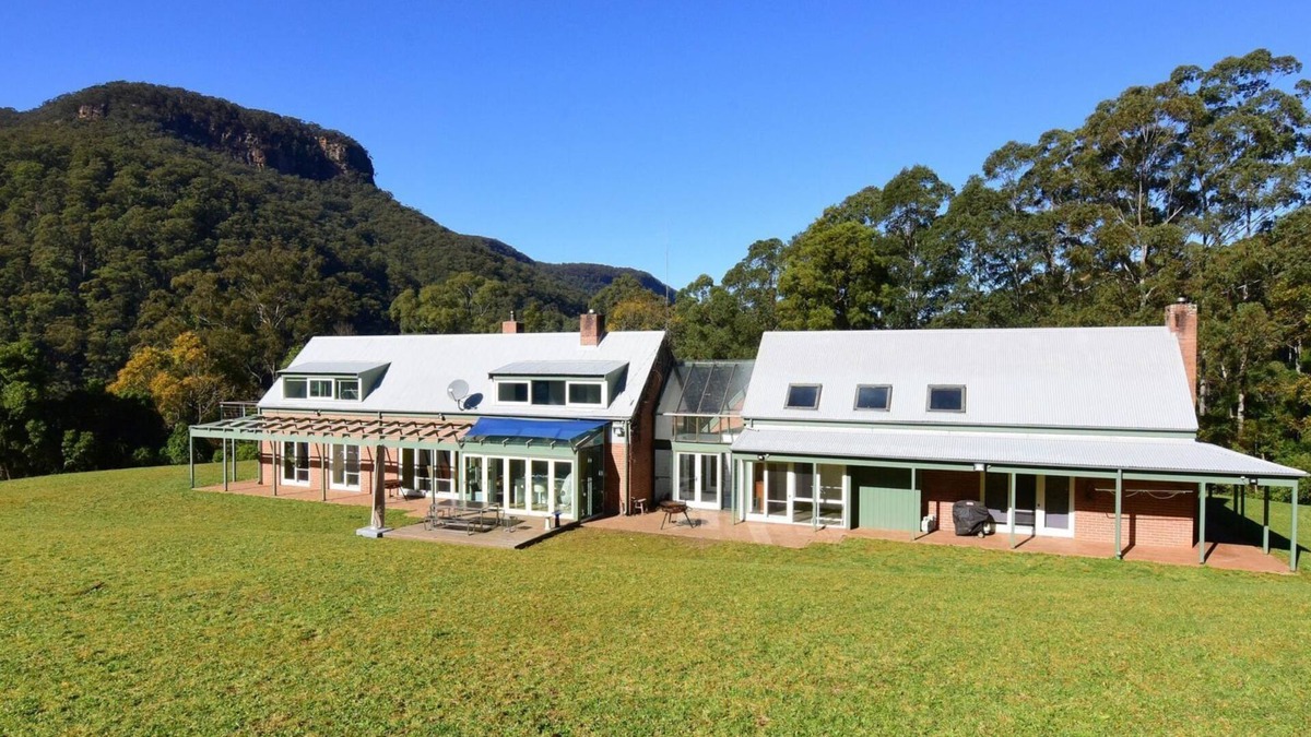 Upper Kangaroo Valley House | Yeola - Lush location with river access!