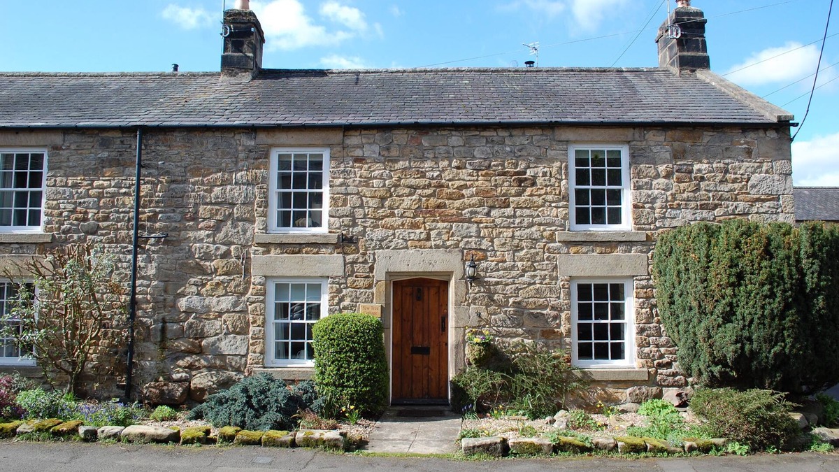 Riding Mill Cottage | Yew Tree Cottage near to River Tyne and Hadrian's Wall