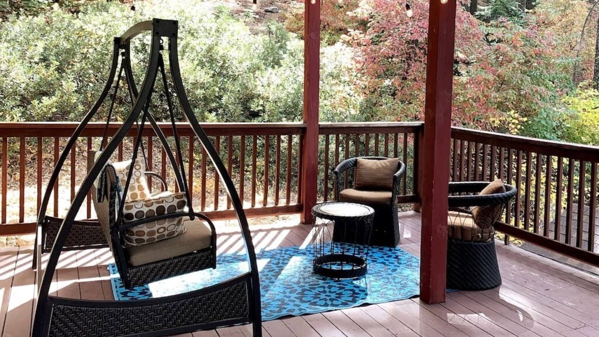Yosemite West Apartment | YoBee! Heart of Yosemite. Cozy View Studio. Park Entrance + Free Breakfast ~L8