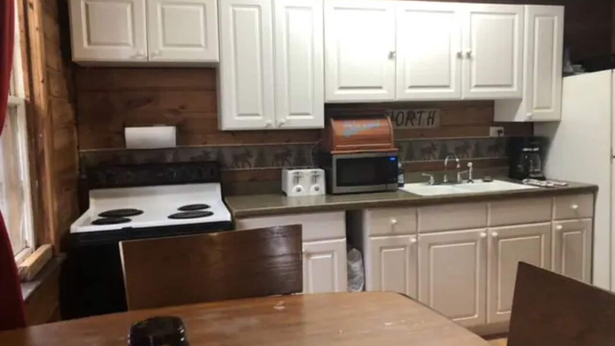 Hubbard County Apartment | Yola Lodge #2 - Lake George, MN - Itasca State Park/Bemidji/Park Rapids