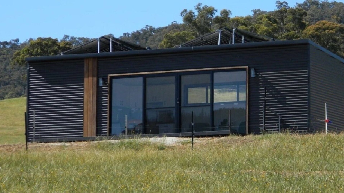 Ovens House | Yolly's Tiny House Holiday Accommodation