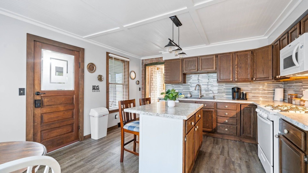 Yorkville House | Yorkville Rental