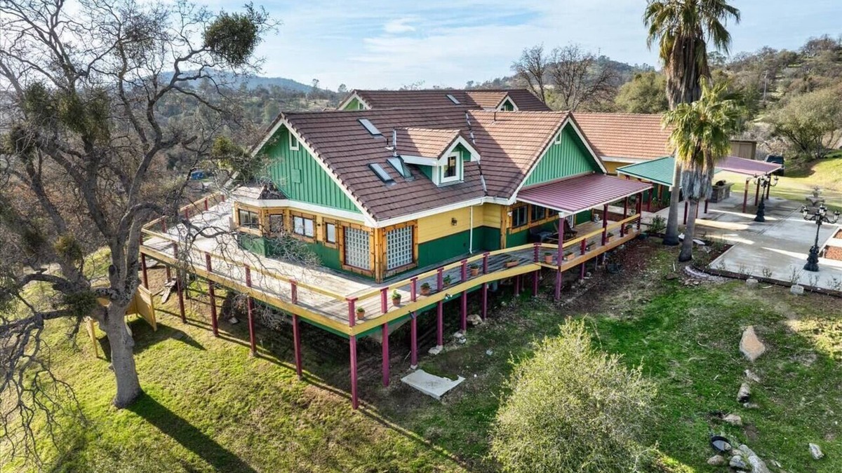 Coarsegold Villa | Yosemite & Bass Lake 6 bedrooms, sleeps 18 - Coarsegold Villa