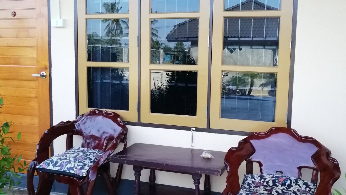 Bang Phra House | Yotin Guest House