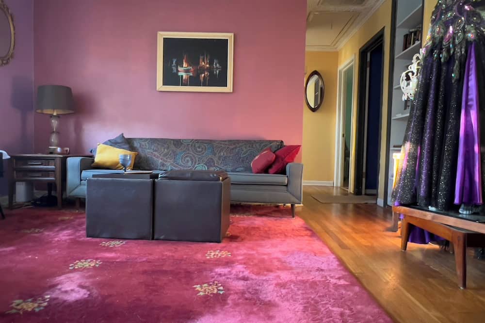 Newport News House | You're Grounded 2Br near Coliseum