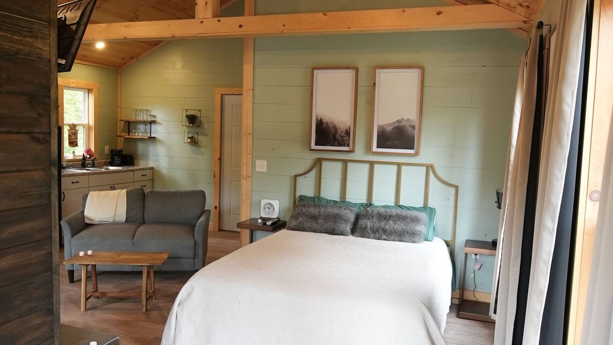 Logan Cabin | You will be sure to have a Hoot! at Our Owls Tale