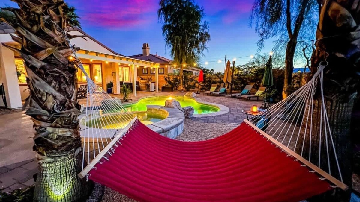 Terra Lago House | You will fall in love with Villa Amore - Sleeps 9