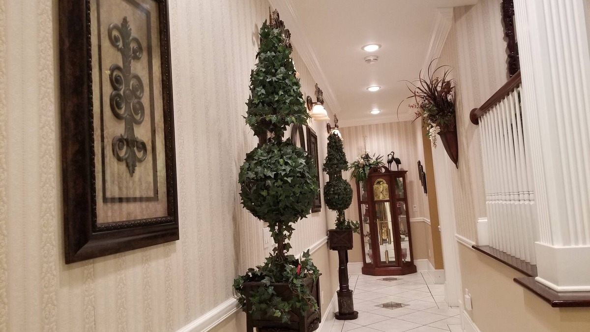 Lutz House | Your 6 bedroom Castle Resort, 5 minutes to Wesley Chapel, Lutz, 20 minutes to Tampa