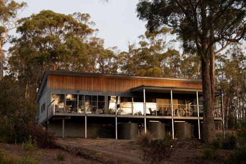 Dennes Point House | Your Bruny Island Beach Getaway