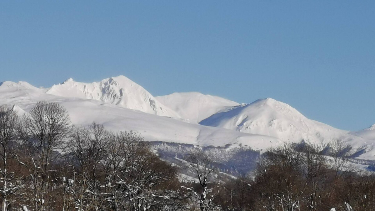 Bagnols Ski Chalet | Your chalet facing the Sancy