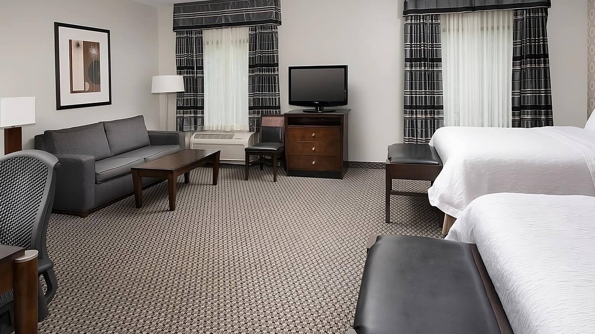 Athens Hotel | Your Escape to Comfort! Indoor Pool, Free Breakfast, Pets Allowed, Free Parking!