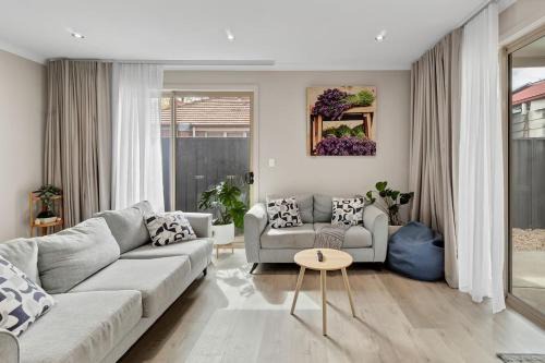 Prospect House | Your Group's Ultimate Stay in North Adelaide