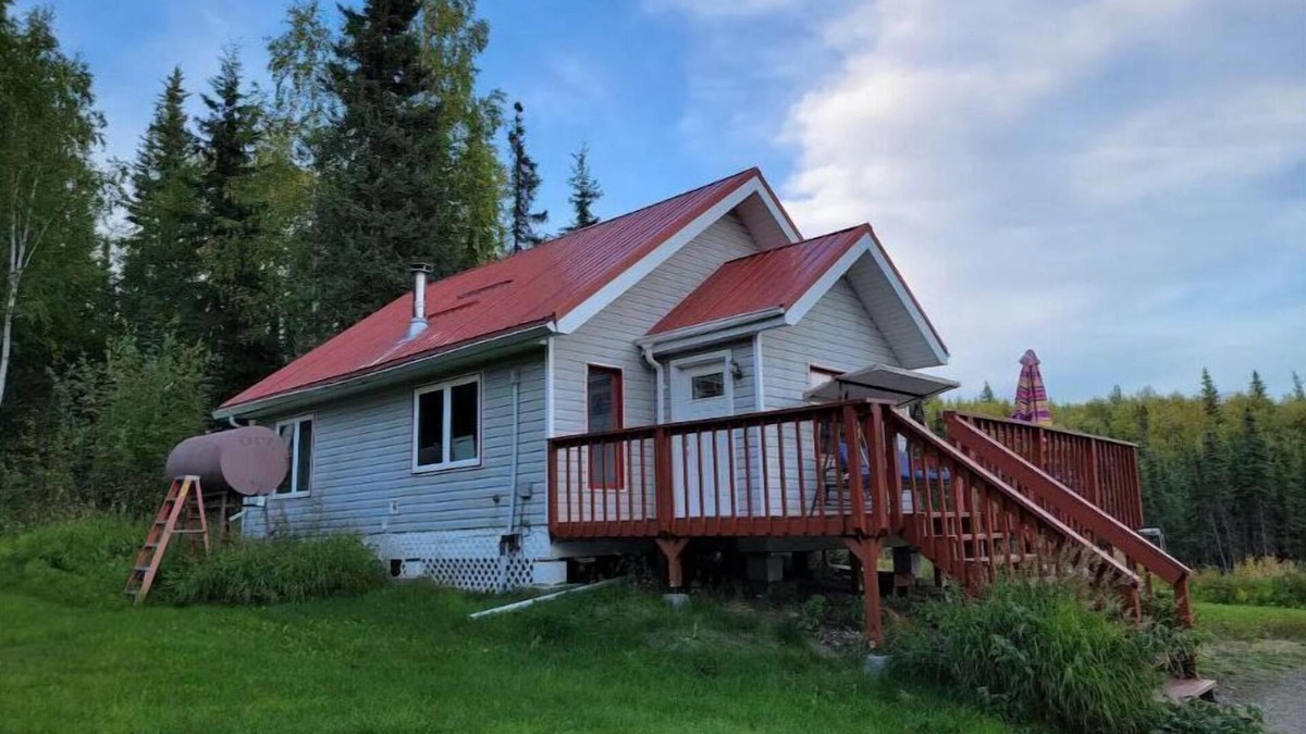 Fairbanks House | Your Hive Away From Home!