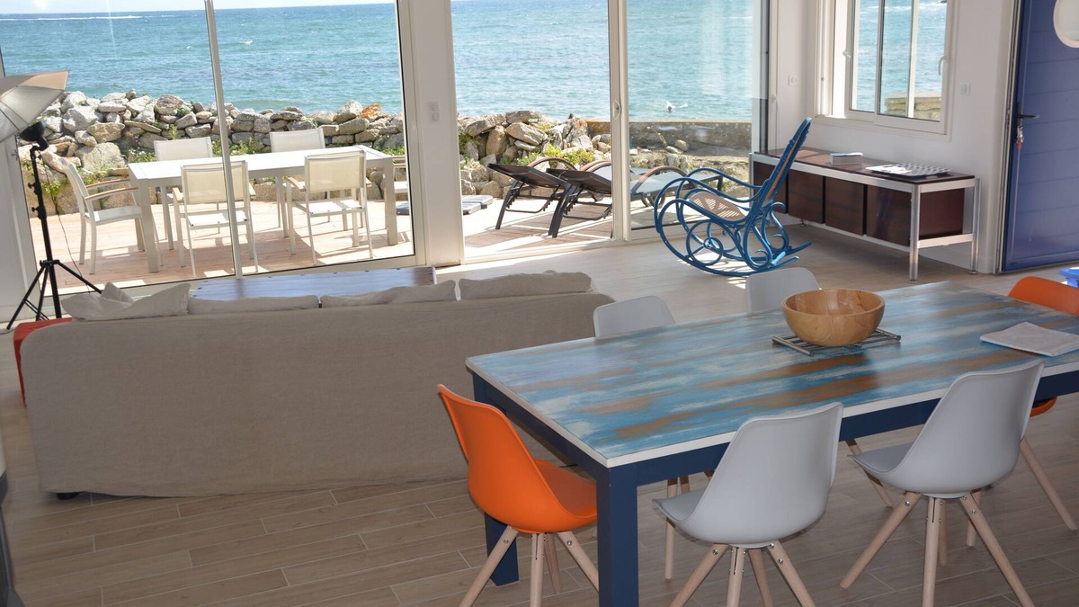 Guilvinec House | Your holidays in the water! In front of the sea
