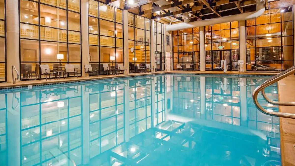 Bryce Canyon Hotel | Your Home Away from Home! Free Breakfast, Free Parking, Swimming Pool!