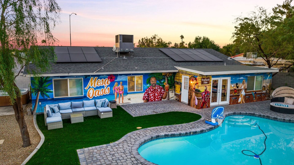 Dobson Ranch House | Your Home Away from Home: Pool, Games, Hot Tub, Mini-Golf, BBQ, Luxury Home
