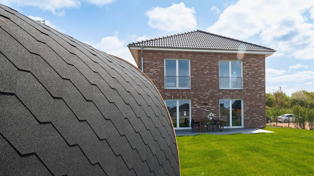 Busum House | Your home by the sea - luxurious, sauna, bioethanol stove, parking lot