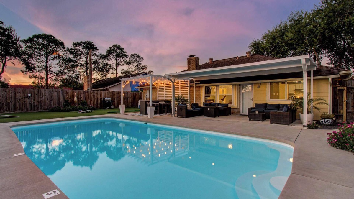 Houston House | Your Houston Vacation Getaway, 4-BD, Pool, Patio