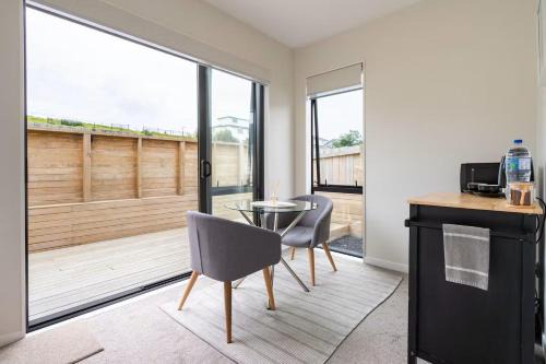 Massey House | Your Modern Private Room Awaits in Westgate