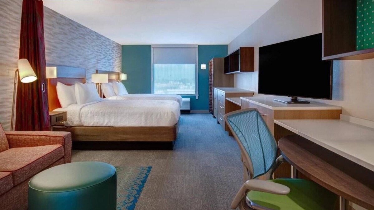 Garden Grove Hotel | Your Oasis Awaits! 4 Relaxing Units! Parking, Pets Allowed and Free Breakfast!