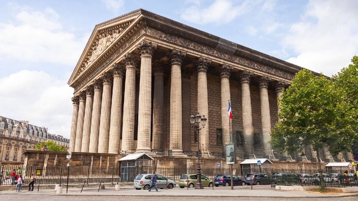 Quartier Saint-Georges Apartment | YOUR PARISIAN ESCAPE AWAITS, STEPS AWAY FROM OPERA & MADELEINE -RUE DE L'ISLY