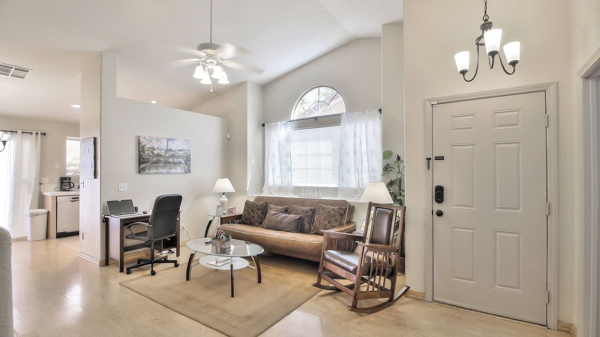Summerlin House | Your perfect cozy 3 bedrooms, 2 bathrooms, fully furnished!
