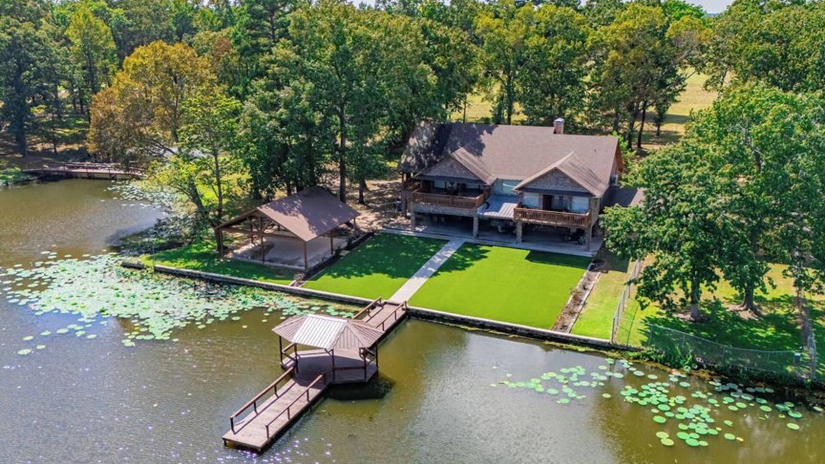 Big Sandy House | Your private fishing oasis in Big Sandy